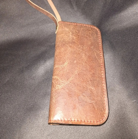 Hand Crafted Handbags - Handmade leather wallet/wristlet